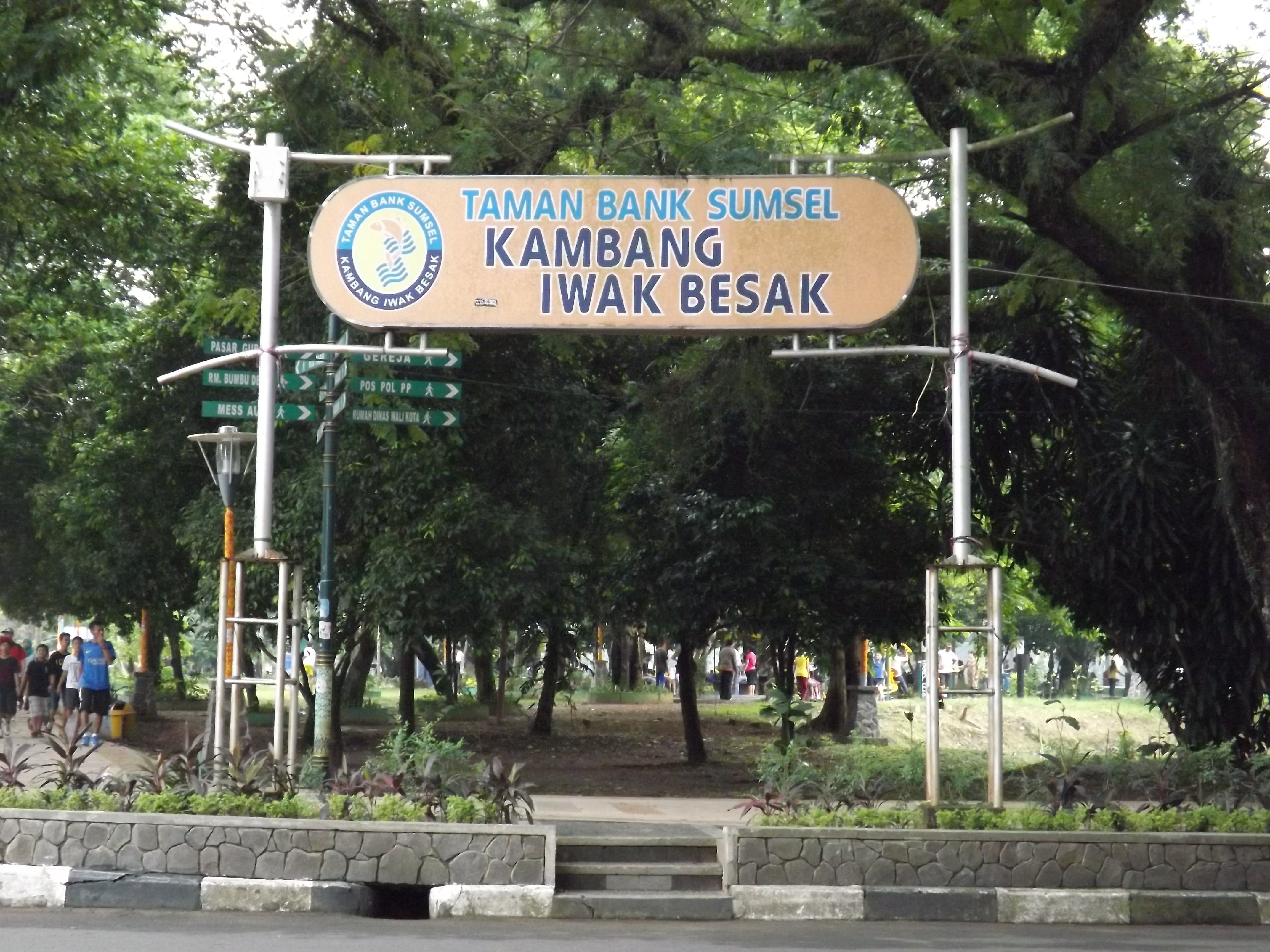 Kambang Iwak Family Park
